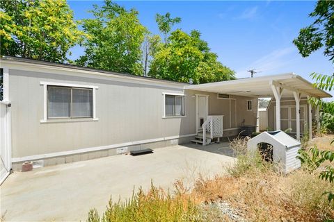 A home in Lake Elsinore