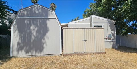 A home in Lake Elsinore