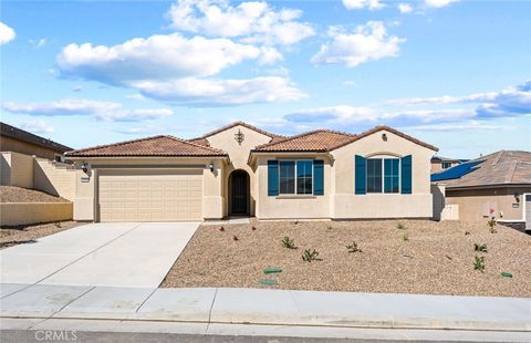 4200 Larchwood Lane Lake Elsinore CA 92530