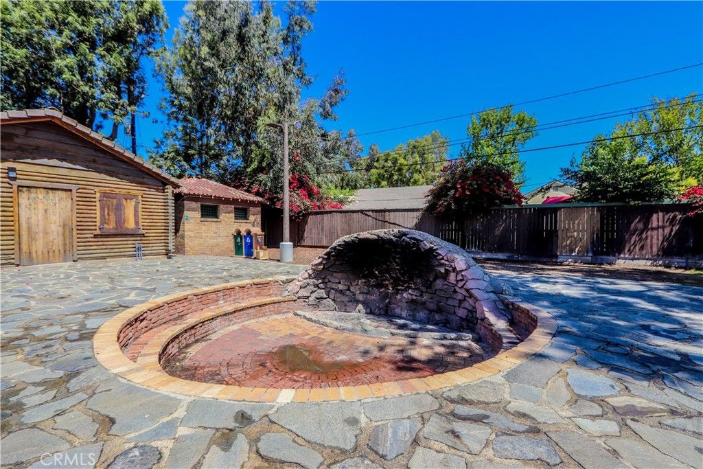 listing image 130726260087474412245