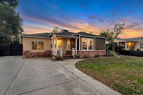 A home in Reseda