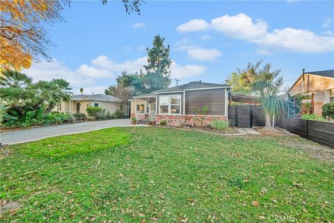 A home in Reseda