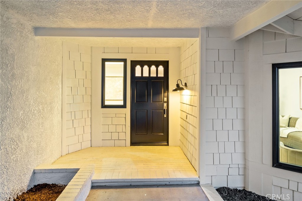 28675 Mira Vista