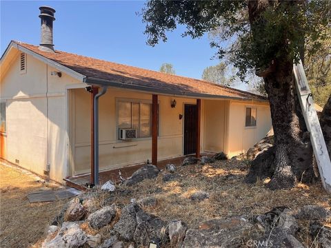 A home in Mariposa