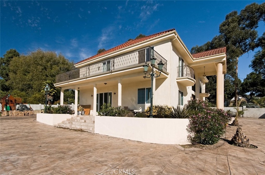 489 Avocado Place