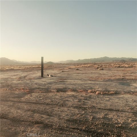 Photo of 0 Post Office, Lucerne Valley, CA 92356 (MLS # HD25001028) Photo of 0 Post Office, Lucerne Valley, CA 92356 (MLS # HD25001028)