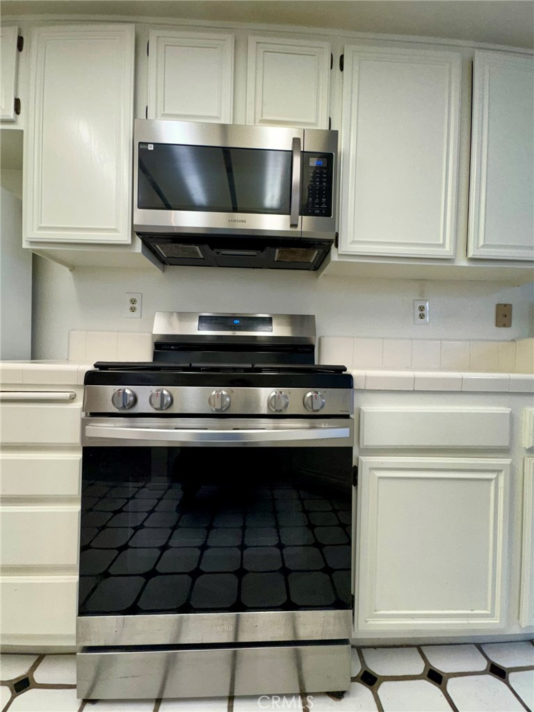 Las Palmas (LP) - Residential Lease