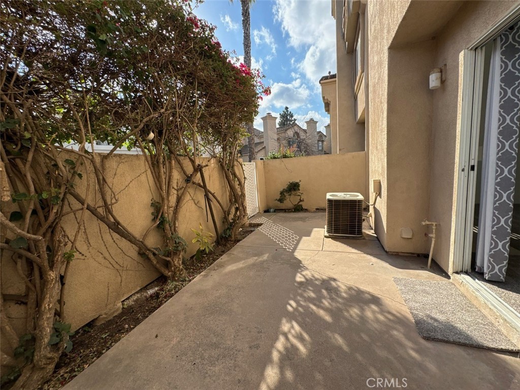 Las Palmas (LP) - Residential Lease