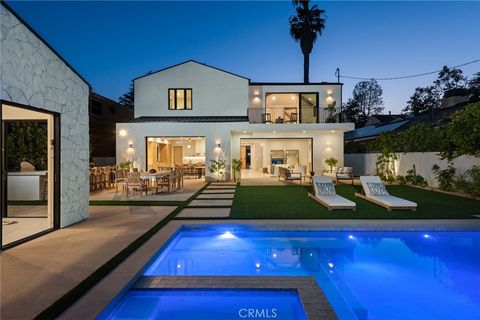 A home in Studio City