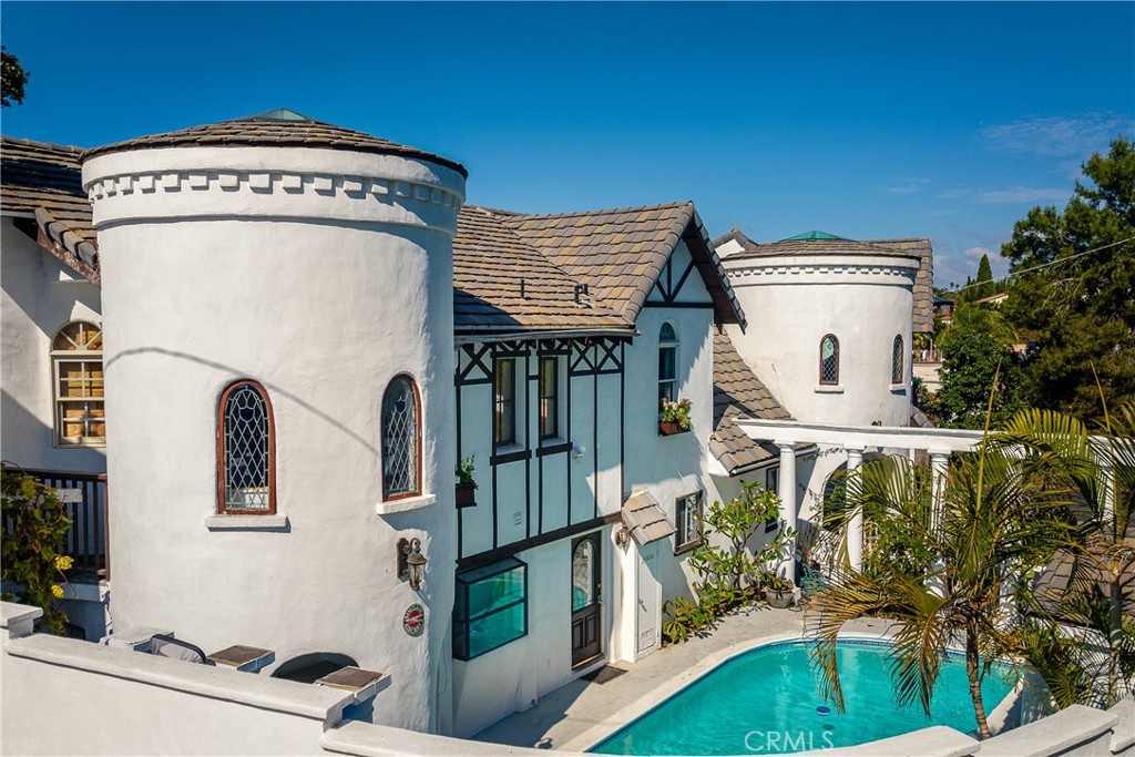 915 Highland Drive