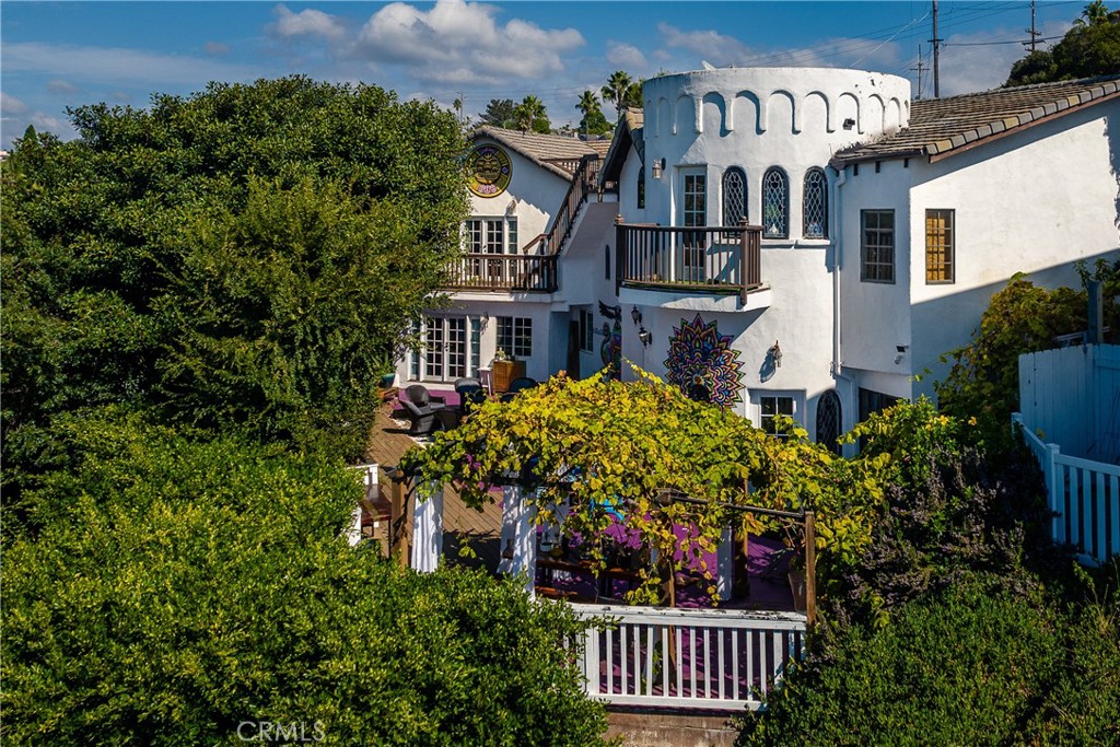 915 Highland Drive