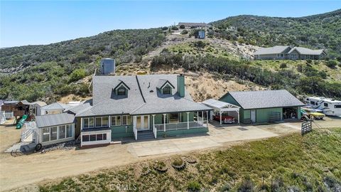 A home in Leona Valley