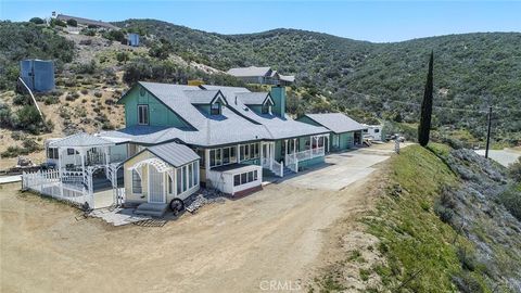 A home in Leona Valley