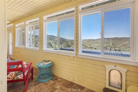 A home in Leona Valley