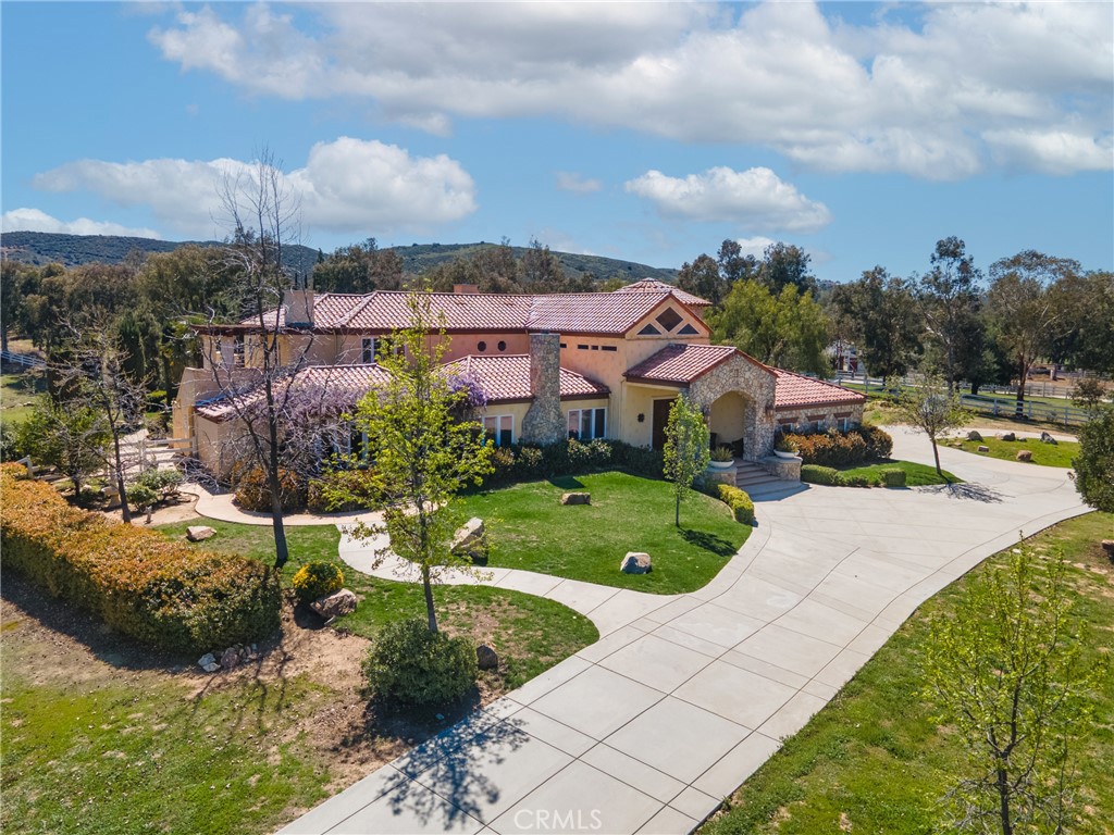 20855 Avenida Castilla