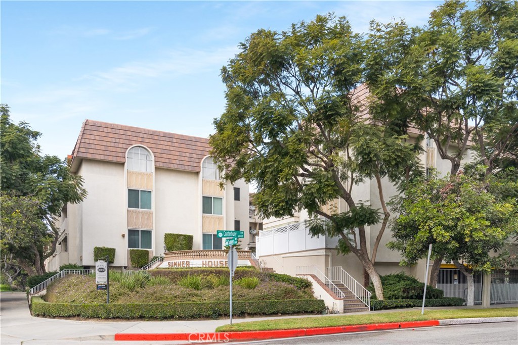 https://dronebrothers.hd.pics/5625-N-Sumner-Way-109/idx