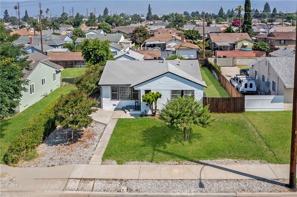 listing image 130725450410496680800
