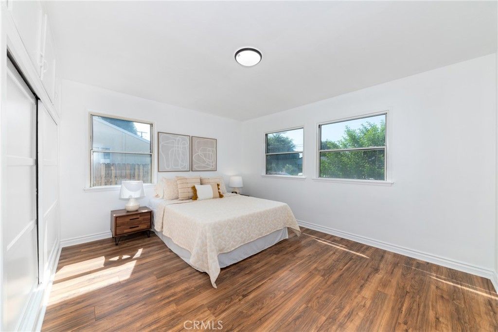 listing image 130726032672311149294