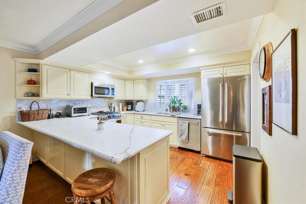 Photo 4 of 41 of 2762 Hillview Drive 20 townhome