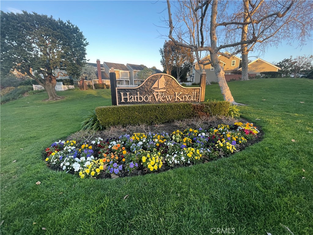 Photo 5 of 41 of 2762 Hillview Drive 20 townhome