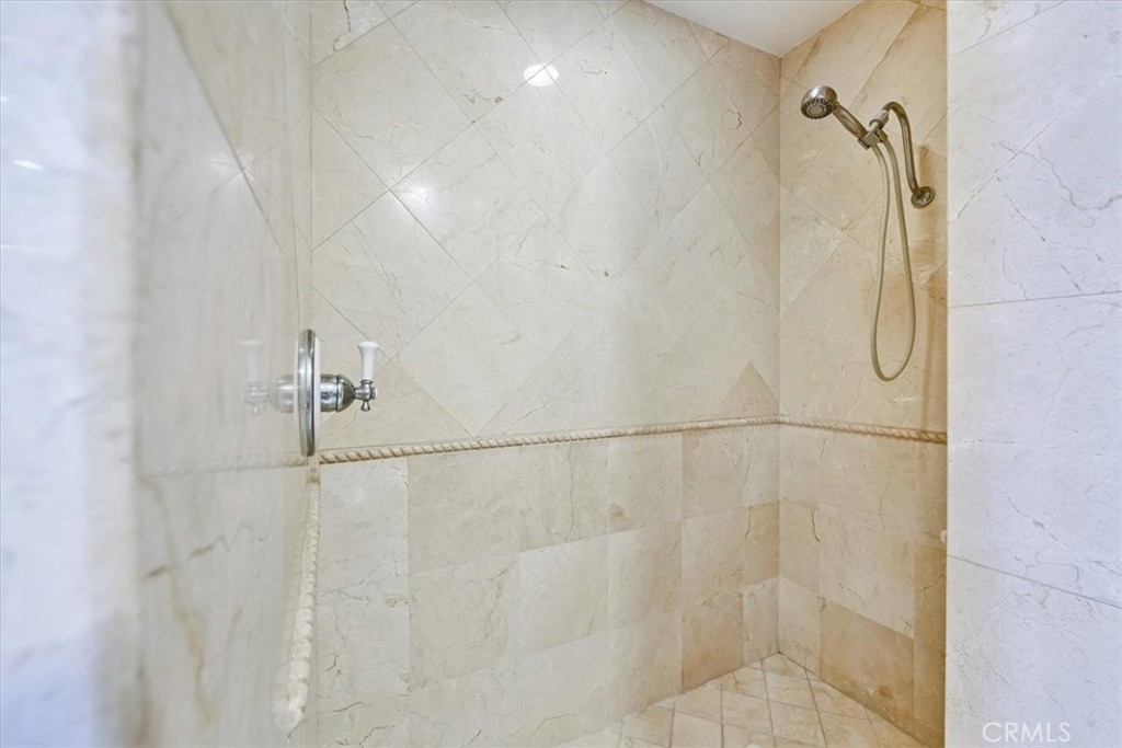 Photo 20 of 41 of 2762 Hillview Drive 20 townhome