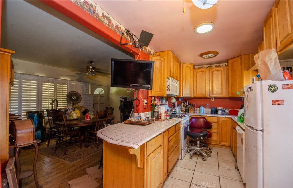 listing image 130726581530866554129