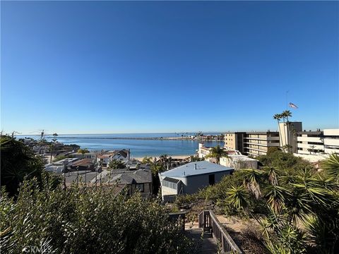 A home in Corona Del Mar