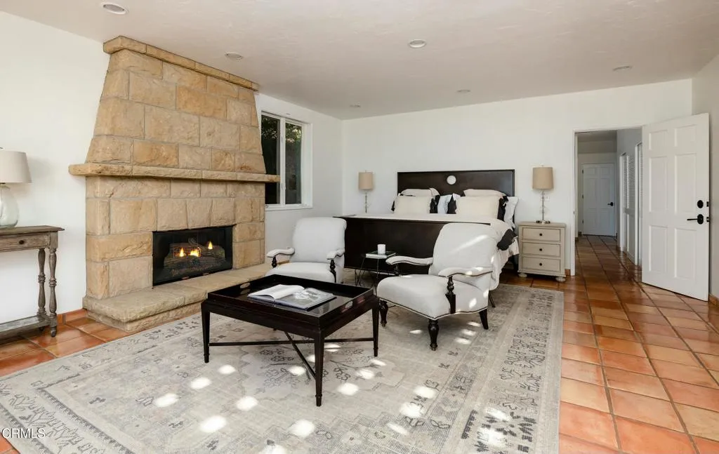 Santa Barbara, California 93108, United States, 4 Bedrooms Bedrooms, ,5 BathroomsBathrooms,Residential,Active,105445