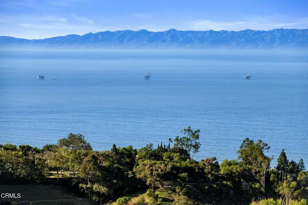 Santa Barbara, California 93108, United States, 4 Bedrooms Bedrooms, ,5 BathroomsBathrooms,Residential,Active,105445