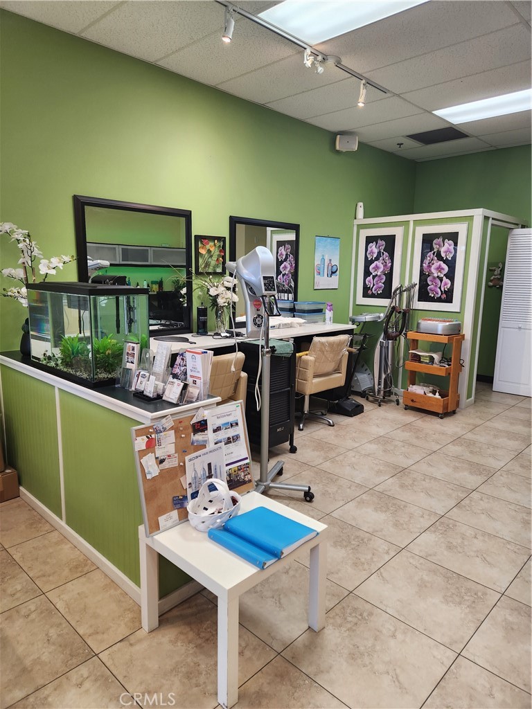 40250 Murrieta Hot Springs Road 111
