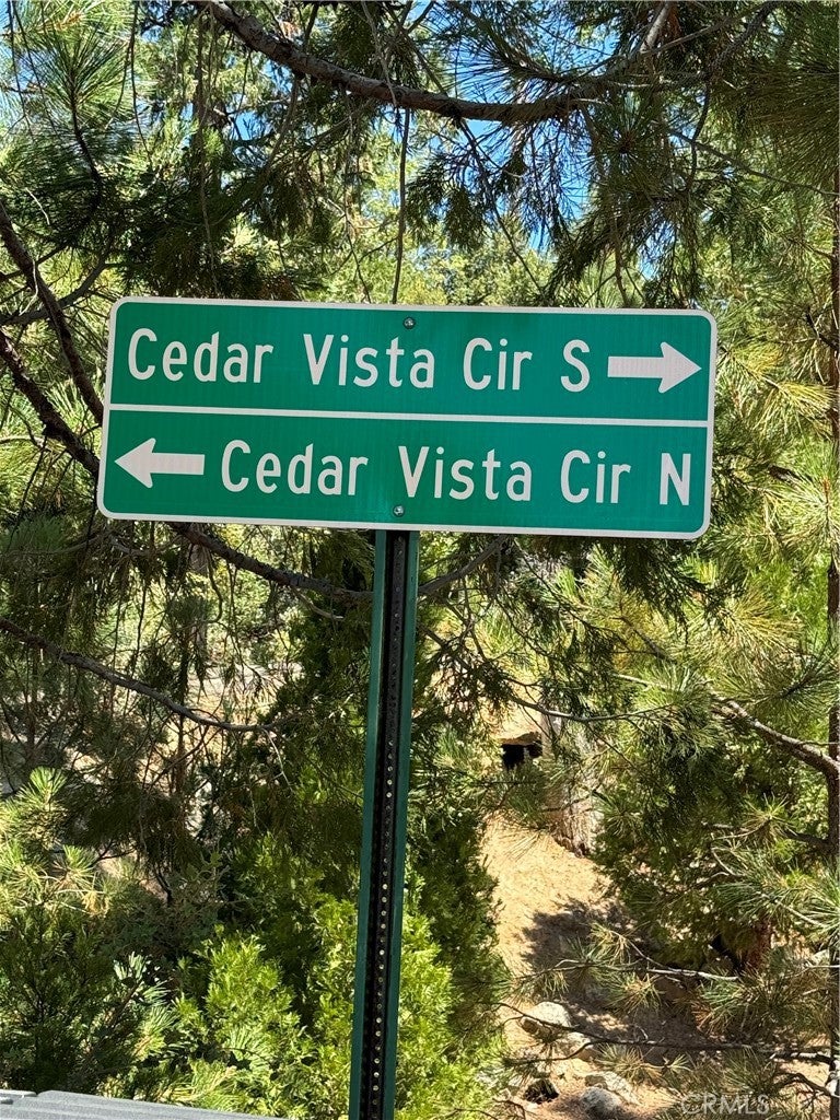 8 N Cedar Vista Circle N