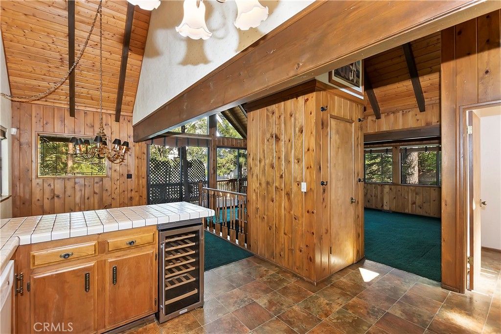 listing image 130729133336524849878