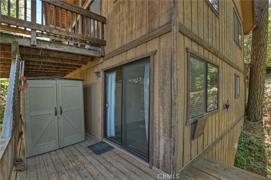 listing image 130729278418373688448
