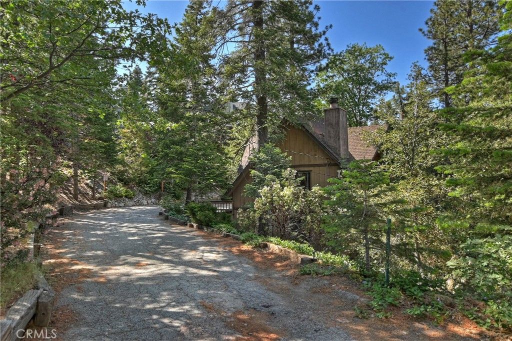 listing image 130723862398646715261