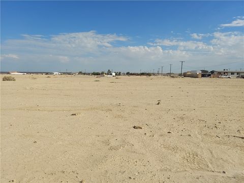 Photo of 1291 Curtis Ave Ave, Thermal, CA 92274 (MLS # HD23081823)