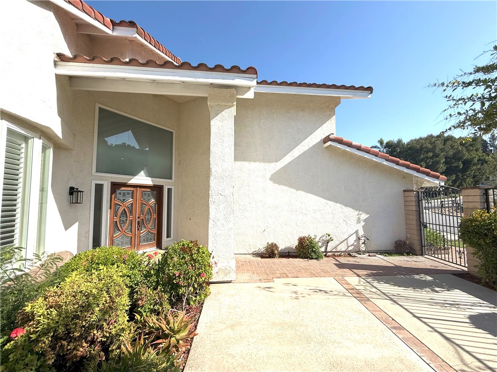 953 N Hunters Hill Drive