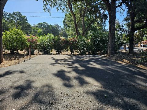 A home in Clearlake Oaks