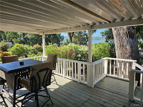 A home in Clearlake Oaks