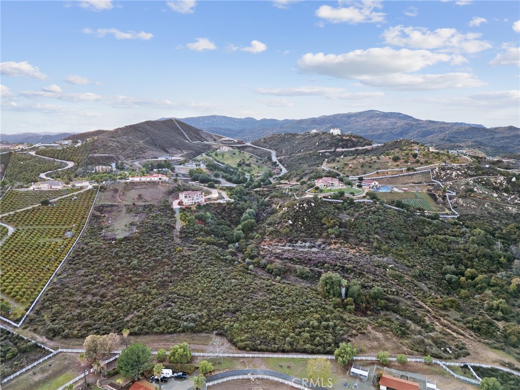 21903 Los Robles Road