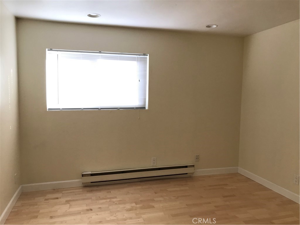 490 Morro Avenue 5
