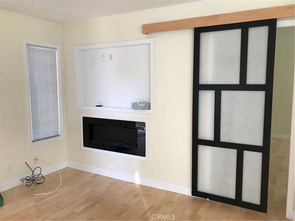 490 Morro Avenue 5