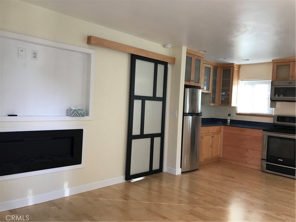 490 Morro Avenue 5