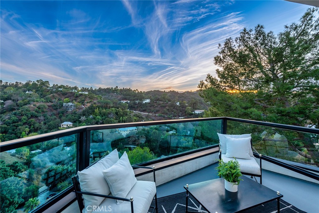 3651 Alta Mesa Drive