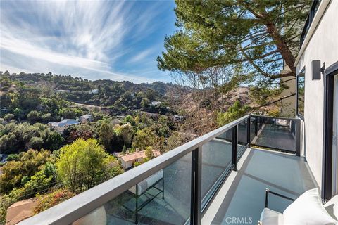 A home in Studio City