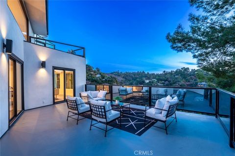 A home in Studio City