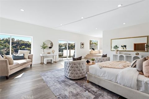 A home in Studio City