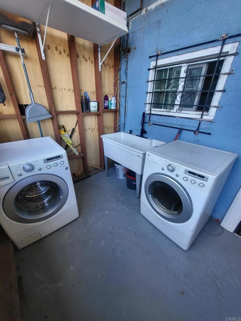 San Diego, California 92113, United States, ,Commercial,Active,6537