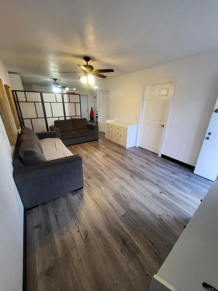 San Diego, California 92113, United States, ,Commercial,Active,6537