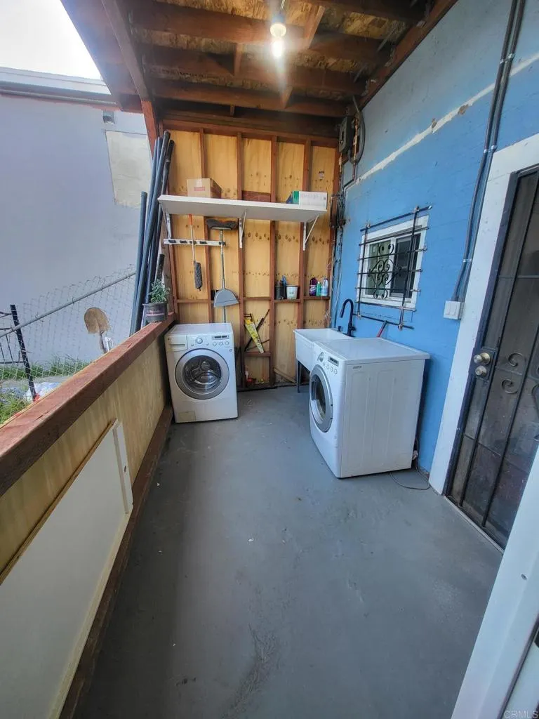 San Diego, California 92113, United States, ,Commercial,Active,6537