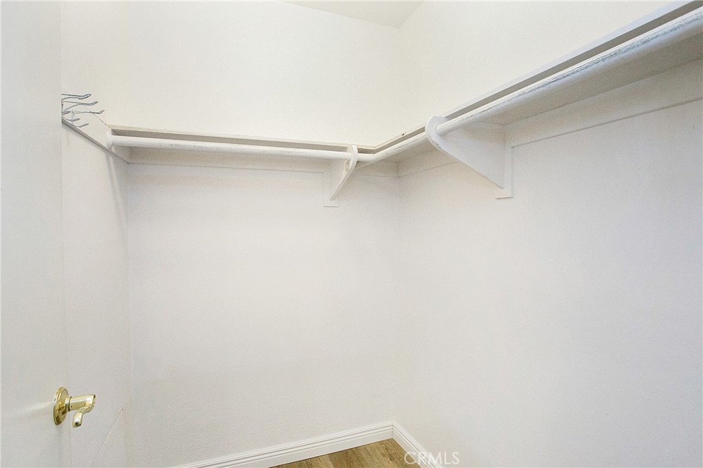 Country Road (CR) - Residential Lease